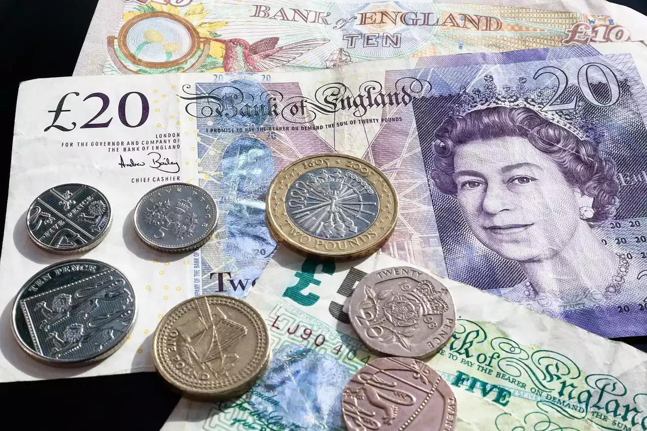 Low-Risk Bank Cash Deposits
